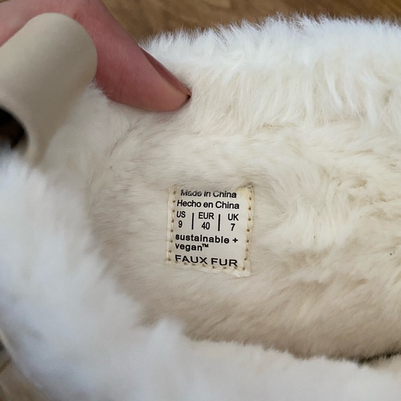 Winter boots - Call it spring - Picture 3 of 3